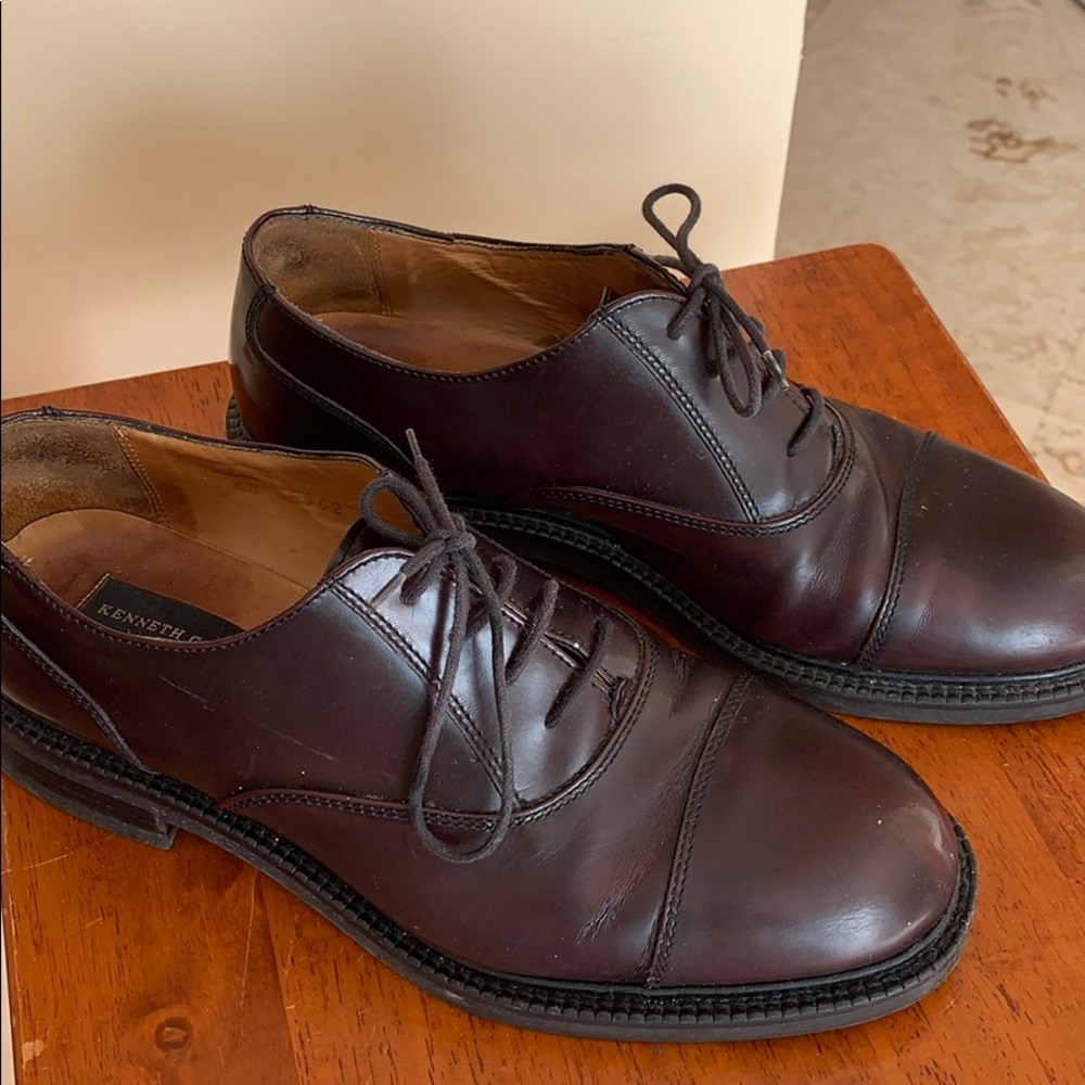 Men’s Kenneth Cole of New York dress shoes